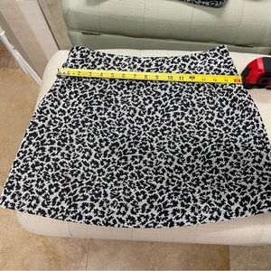 Abercrombie & Fitch New 6 miniskirt - lined with Side Zipper 15”x15” - Quality!